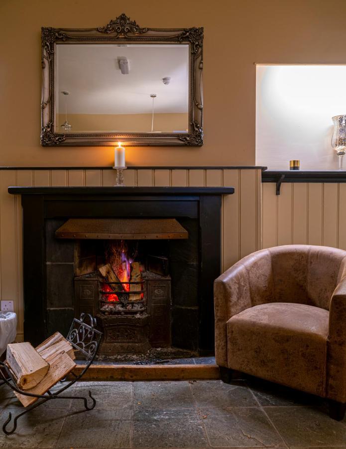 Bed and Breakfast The Kings Head House à Stonehouse  Extérieur photo