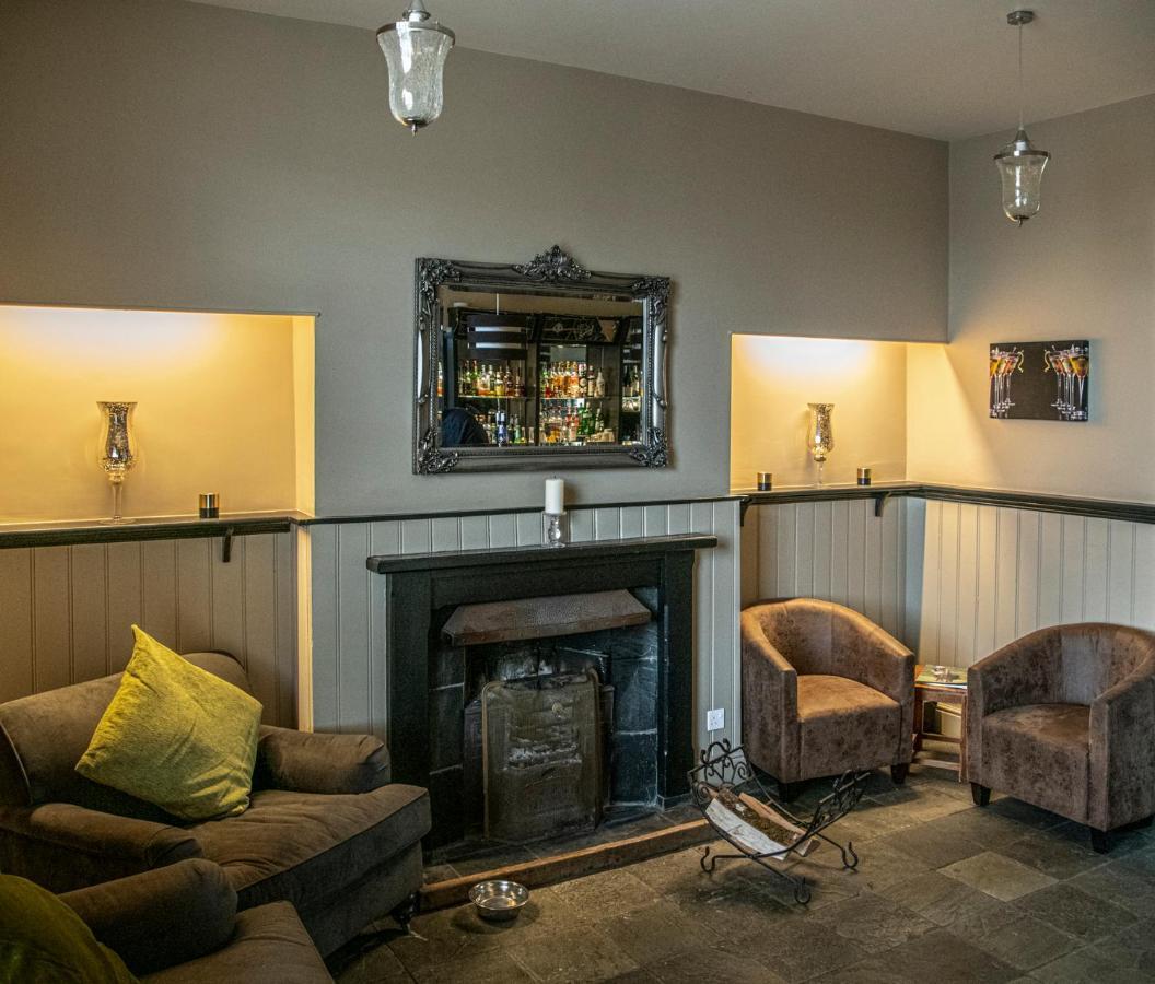 Bed and Breakfast The Kings Head House à Stonehouse  Extérieur photo